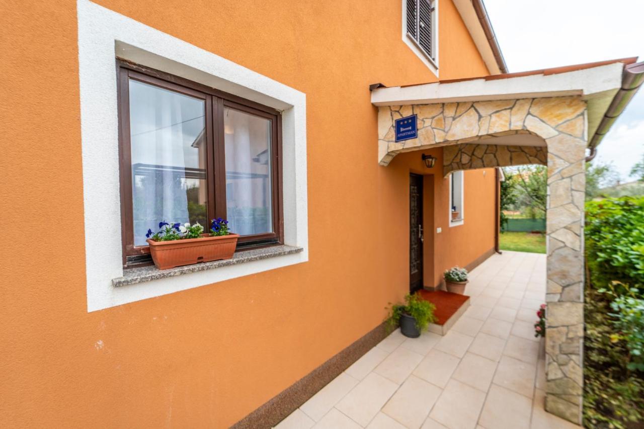 House Silvija Pula Apartment Ngoại thất bức ảnh